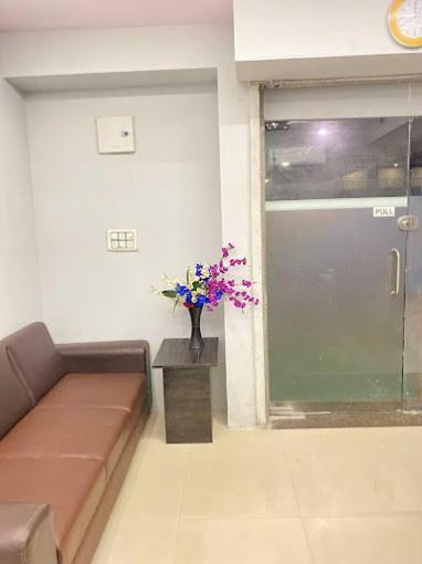 Hotel Welcome, Vip Road Vesu สุรัต ภายนอก รูปภาพ